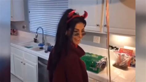 sssniperwolf twerking